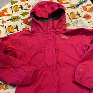 The North Face Kids Fuchsia Raincoat